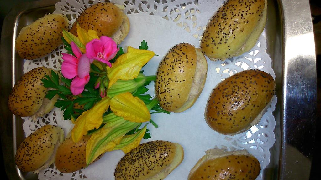 Hotel & Restaurant Le Moulin De Chameron, The Originals Relais Bannegon المظهر الخارجي الصورة