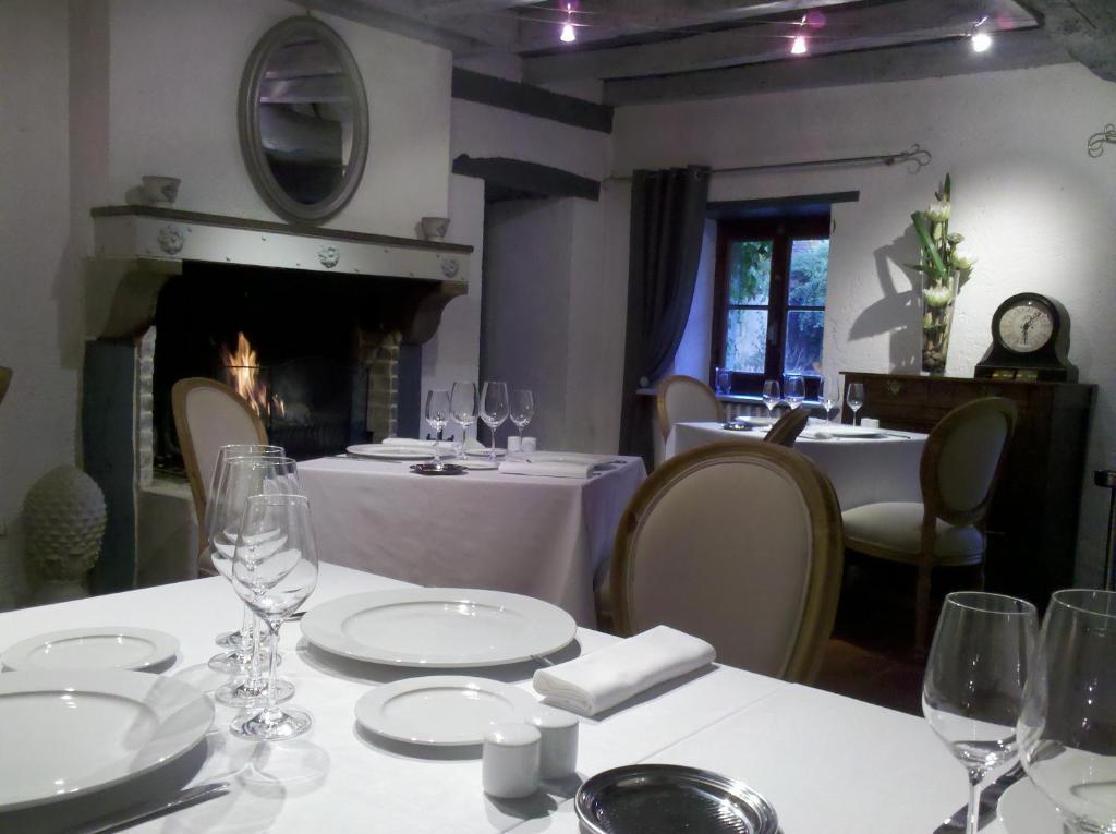 Hotel & Restaurant Le Moulin De Chameron, The Originals Relais Bannegon المظهر الخارجي الصورة